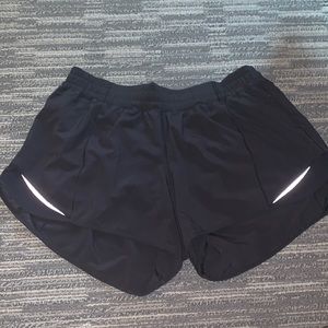 Lululemon Hotty Hot Shorts 4” Black